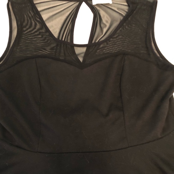 Top - Picture 1 of 1